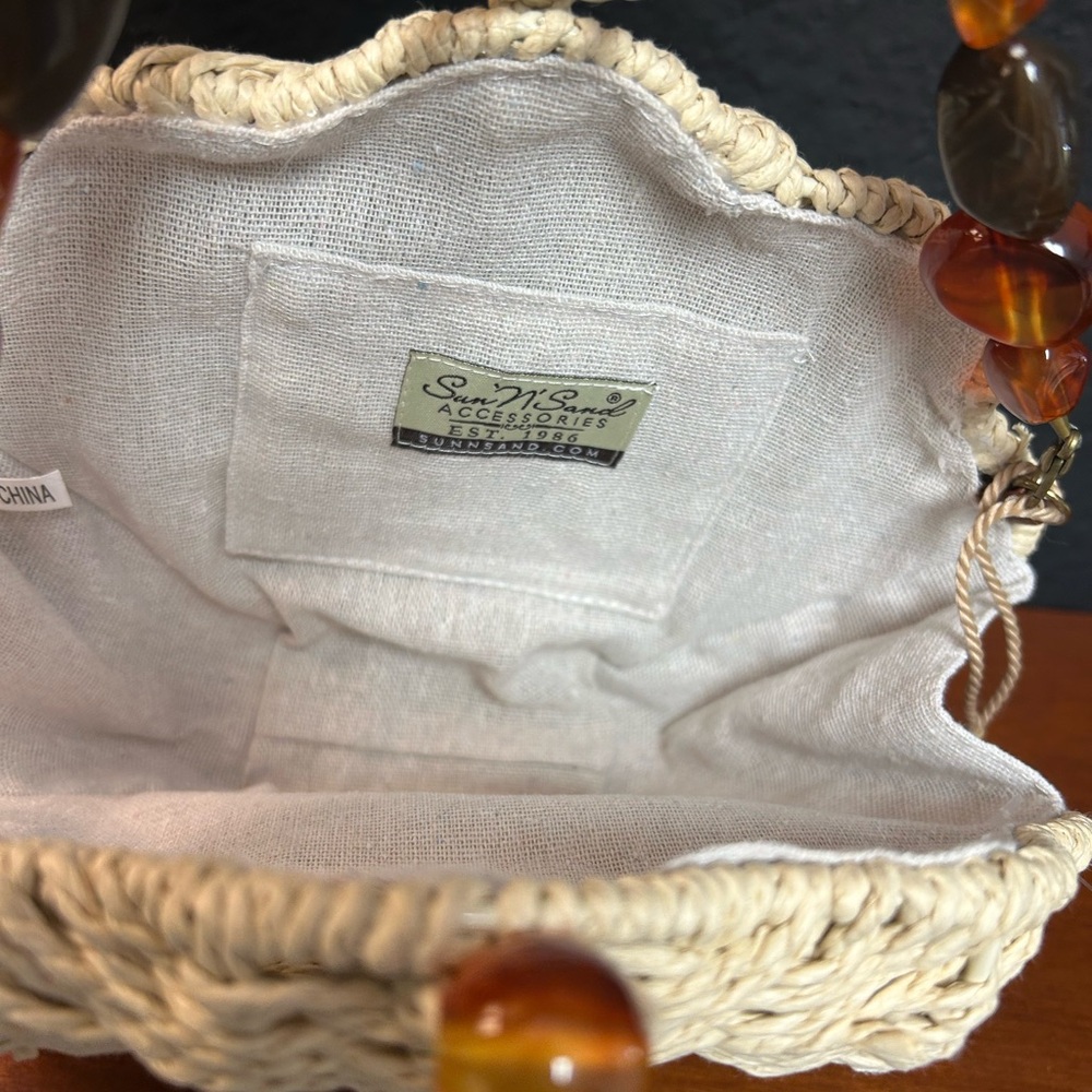 Sun ‘N’ Sand Woven Shell Handbag NWOT Cream-Colored Rattan faux tortoise beads - Picture 5 of 8